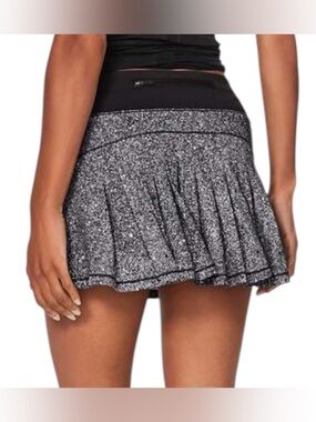 Lululemon Circuit Breaker Skirt
